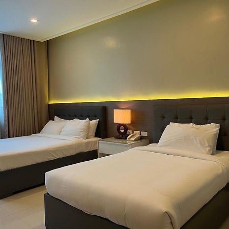 Iloilo Gateway Hotel And Suites Pavia Exteriér fotografie