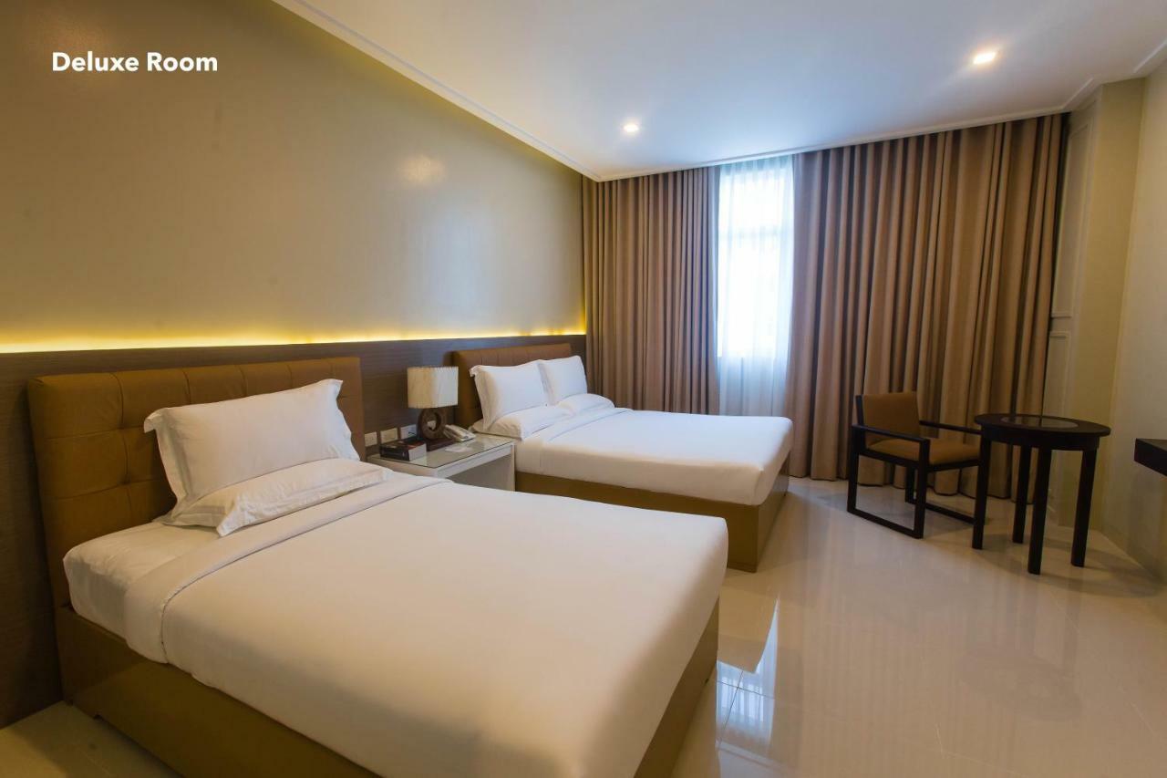 Iloilo Gateway Hotel And Suites Pavia Exteriér fotografie
